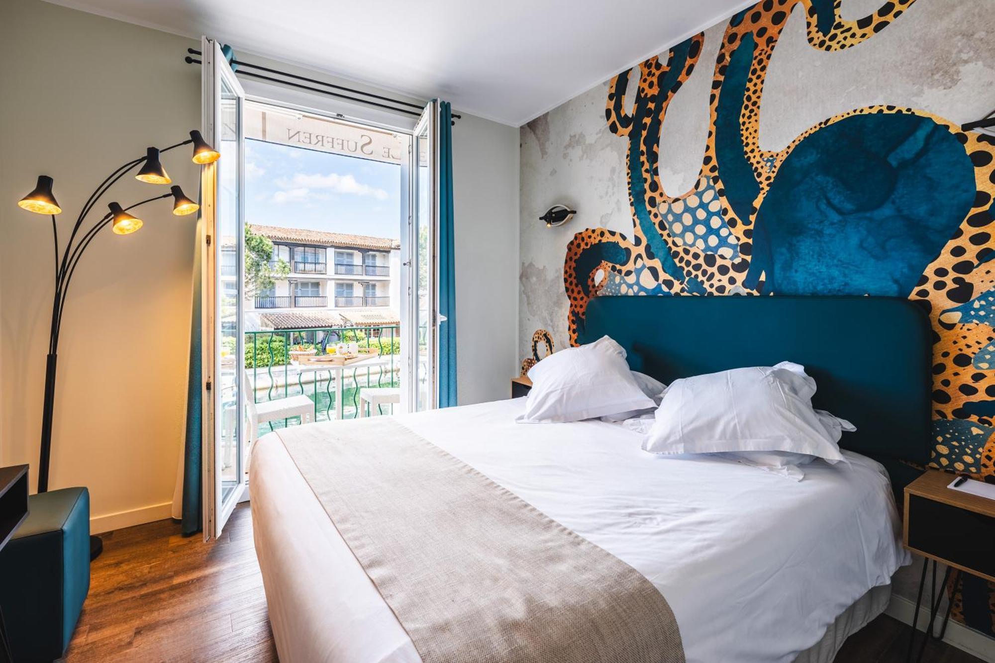 Le Suffren Hotel กรีโมด์ ภายนอก รูปภาพ
