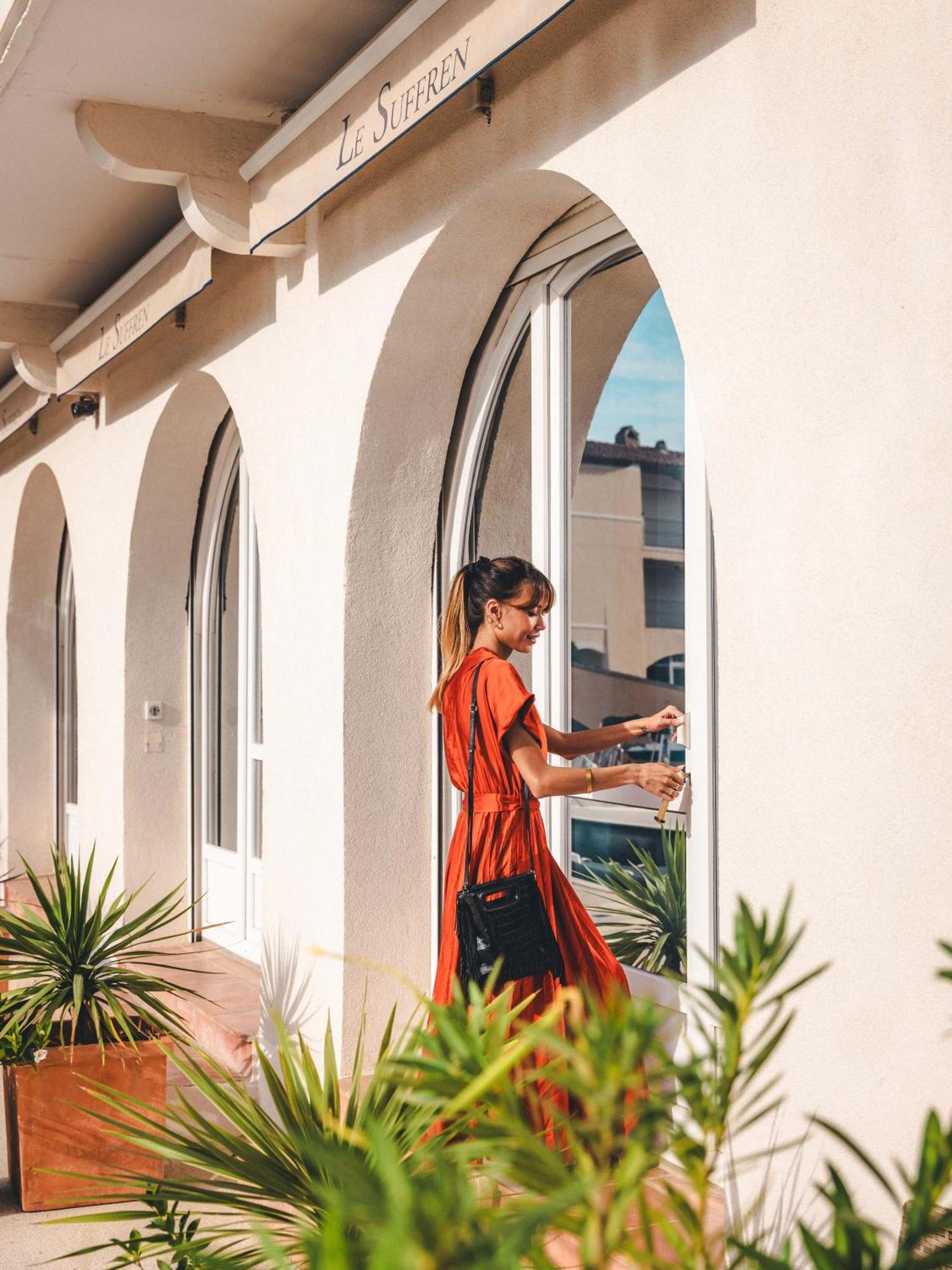 Le Suffren Hotel กรีโมด์ ภายนอก รูปภาพ